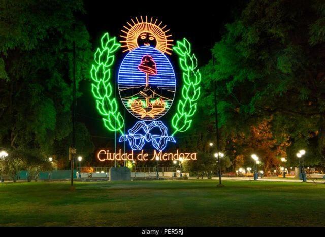 Departamento Comodo En Pleno Centro De * Mendoza
